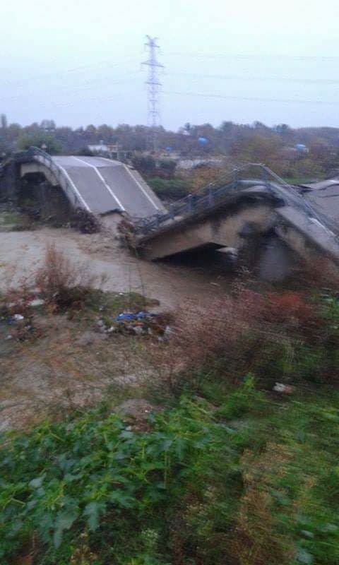 Dëmet që la pas përmbytja (FOTO)