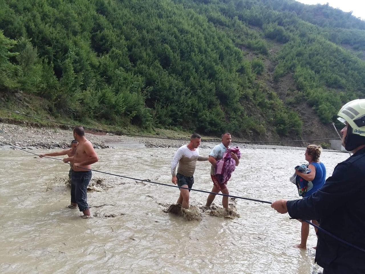 Një 25-vjeçare humb jetën në kanionin e Holtës