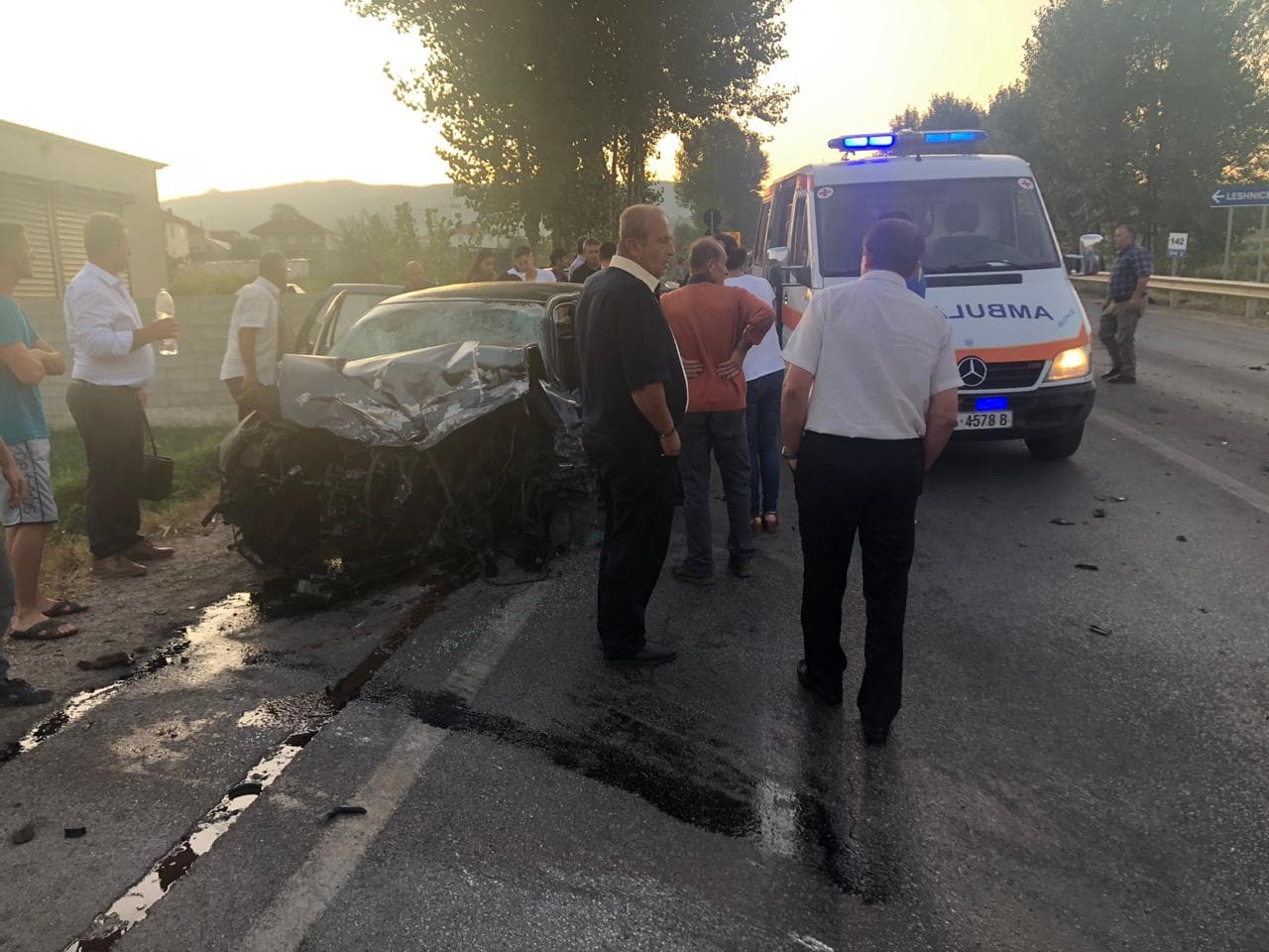 Aksident në Leshnicë të Korçës, 1 i vdekur dhe katër të plagosur