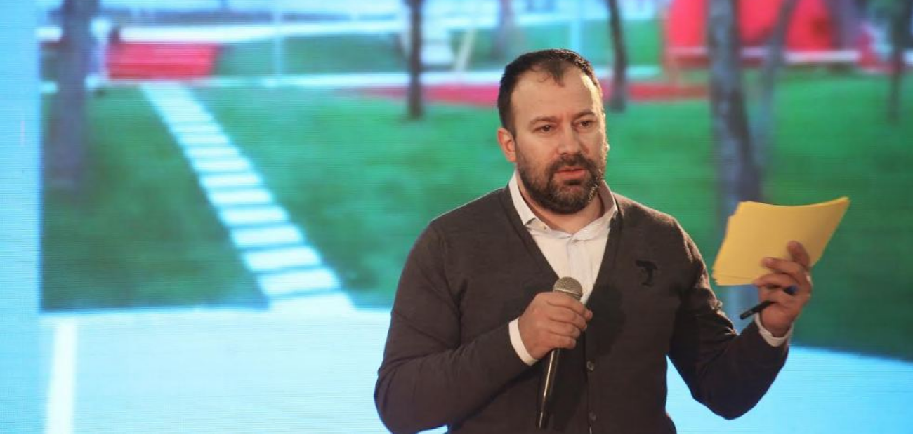 Prokuroria e Përgjithshme nis hetimet për “dhuratat” e nënkryetarit Mazniku nga “Fusha shpk” (VIDEO)