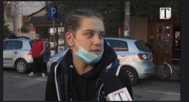 Nxënësit marrin mësime private (VIDEO)