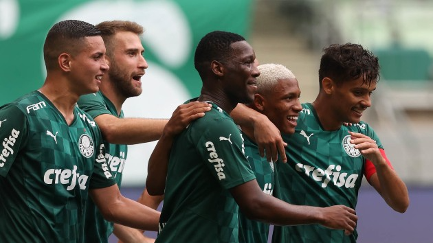 Atletico peshkon tek Palmeiras