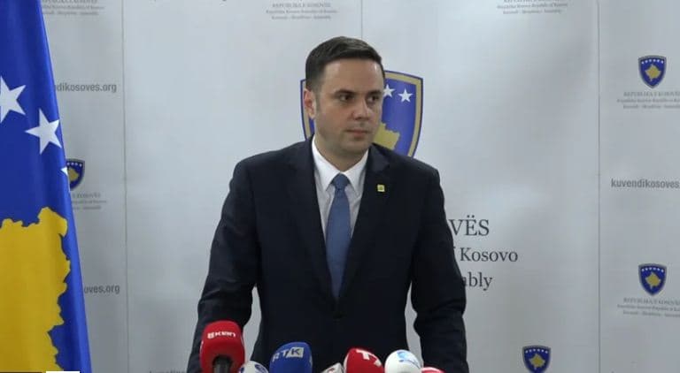 Abdixhiku: Për Vjosa Osmanin vendosim pas formimit të Kuvendit dhe qeverisë
