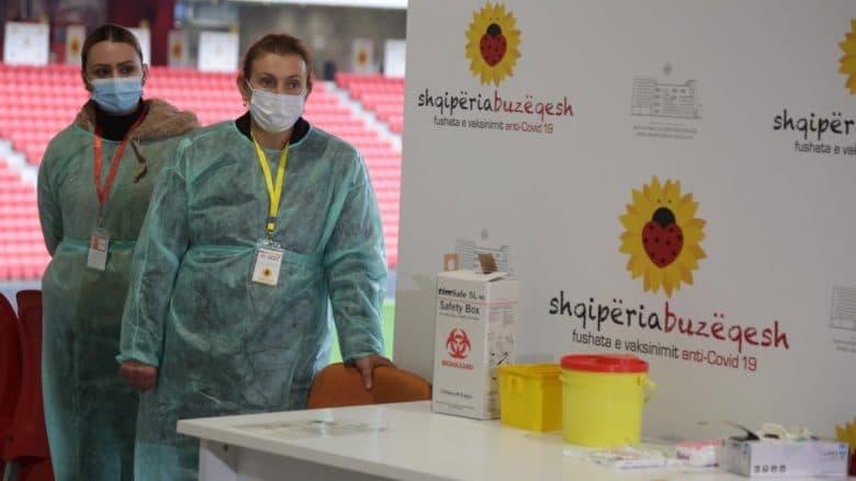 Nesër në Kukës do të vaksinohen 250 mjekët e parë nga Kosova