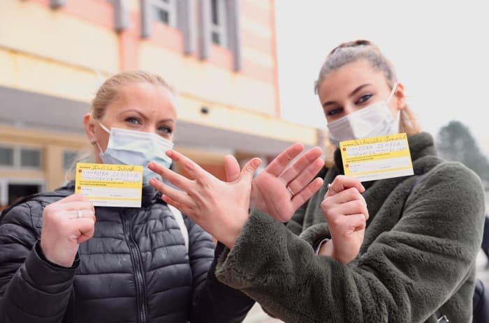 Rama për vaksinimin e mjekëve të Kosovës në Kukës: Jena 1
