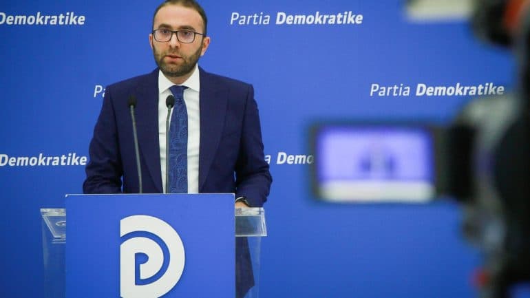 Bardhi: Rama sot në Elbasan për Gjergj Lucën, modeli i politikës duhet të ndryshojë