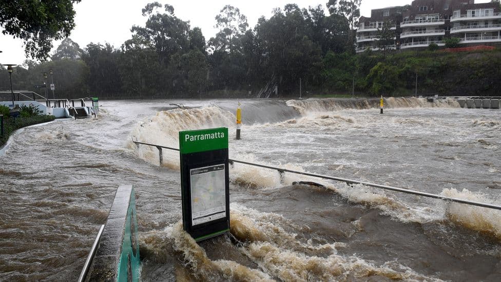 “Një situatë që shihet një herë në 100 vjet”, Australia nën ujë (VIDEO)
