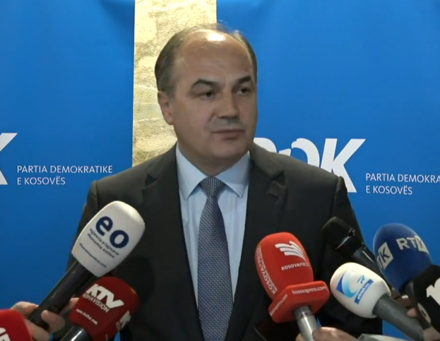 Hoxhaj: Osmanin nuk e votojmë për presidente, përfaqëson interesat e Kurtit