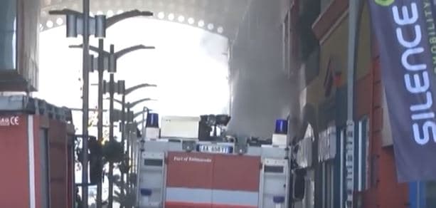 Video/ Flakët në 'Casa Italia' u shuan gjatë natës pas dy ditësh, roja 33-vjeçar ende i pagjetur