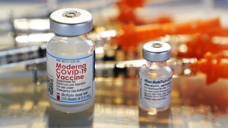 Të dhënat nga vaksinimi: Vaksinat Pfizer dhe Moderna, 90% efektive