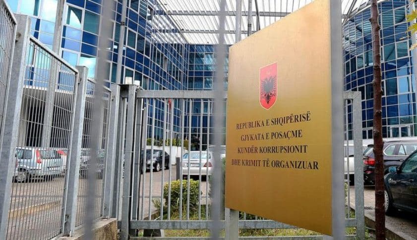    Hetues në BKH/ Certifikohen 28 kandidatë, skualifikohen nëntë të tjerë