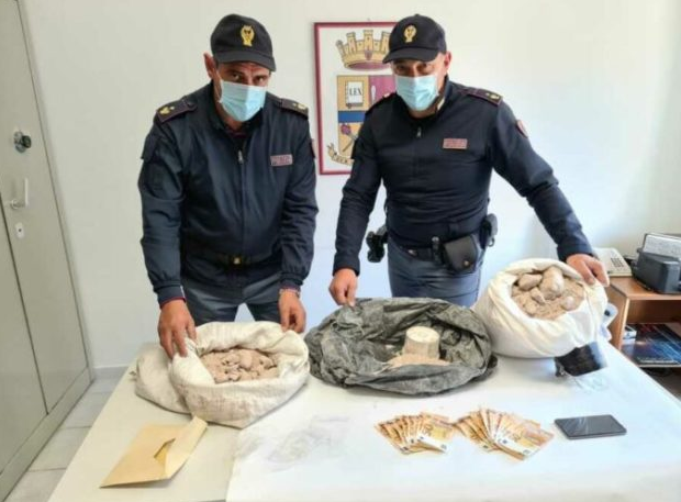Çifti shqiptar kapet me 20 kg kokainë në Itali, arrestohet gruaja