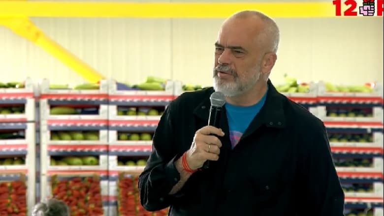 Rama me fermerët në Berat: Eksportet i çojmë në 1 mld dollarë