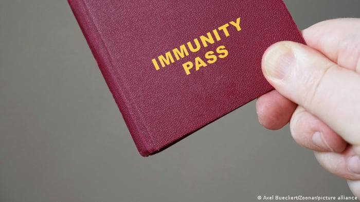 Pasaporta e vaksinimit, 78% e britanikëve pro përdorimit