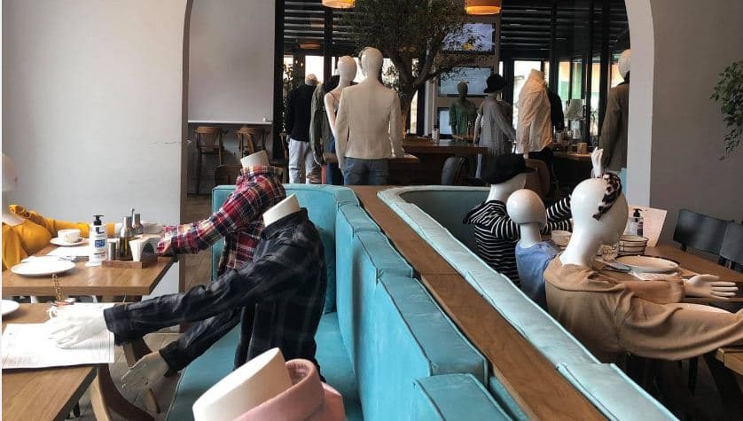    Gastronomët në Kosovë protestë kreative kundër masave të reja antiCovid