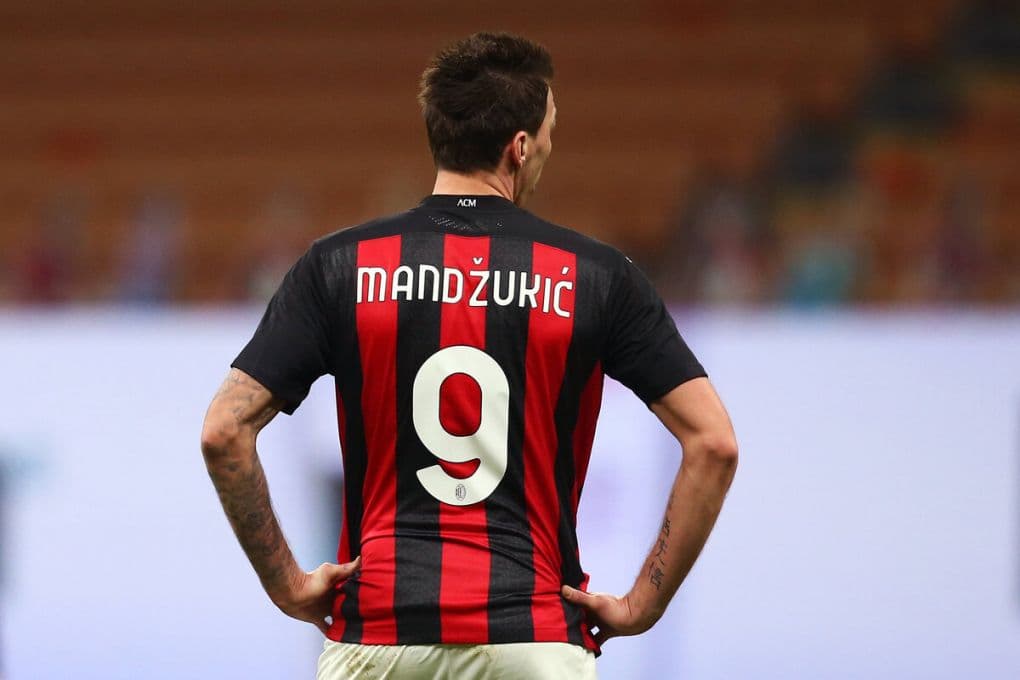 Milan mendon rinovimin me Mandzukic
