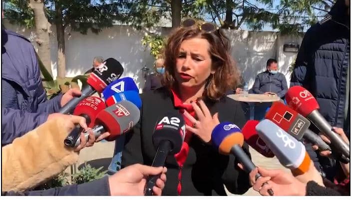 Thirrja e ambasadores suedeze: Shqetësuese shit-blerja e votës (VIDEO)