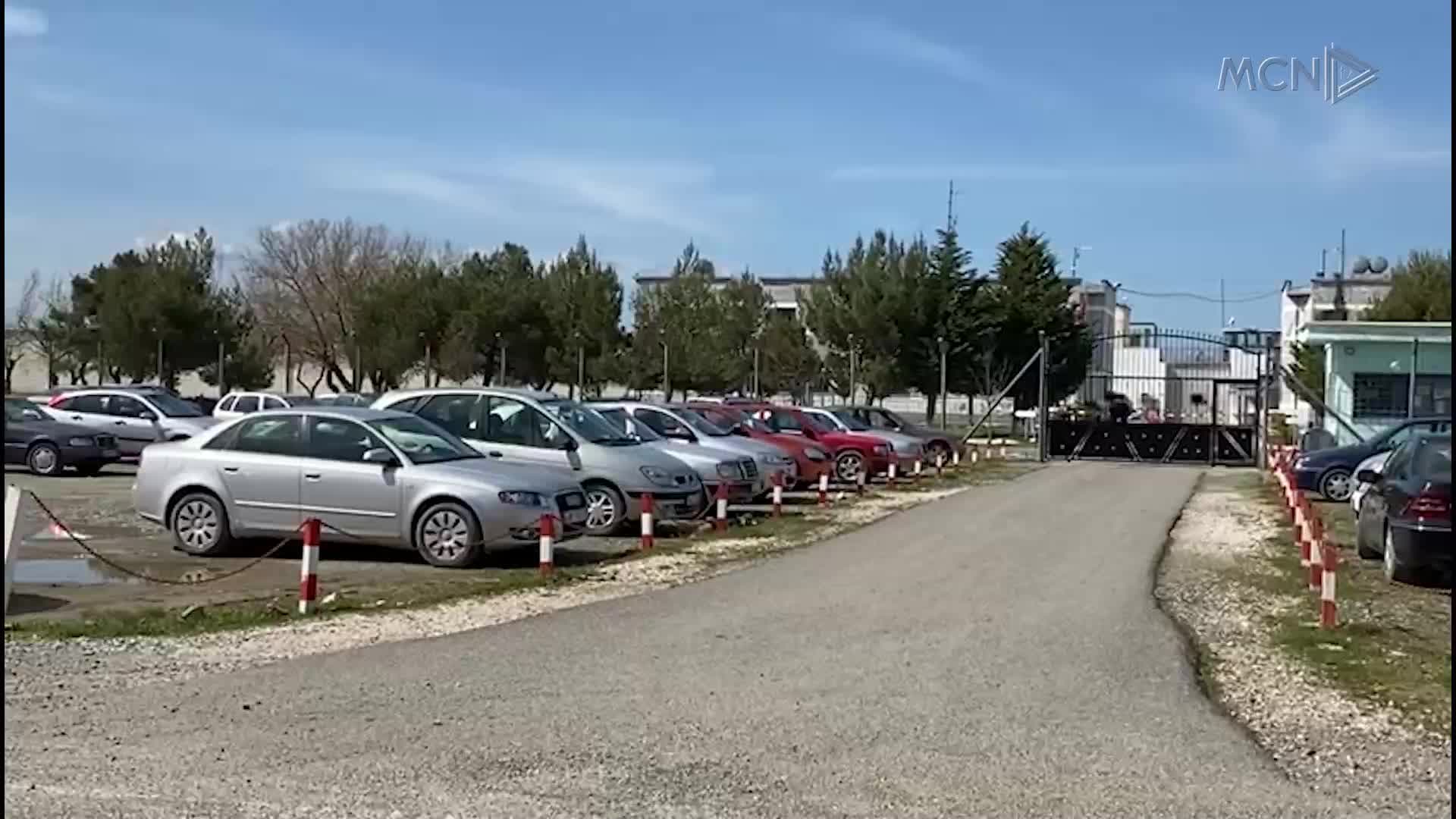 Policët e burgjeve paralajmërojnë protesta (VIDEO)