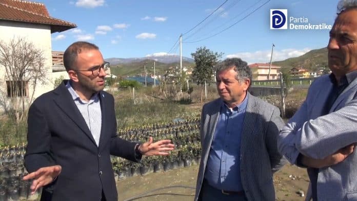 Bardhi fermerëve në Elbasan: Pas 25 prillit do të keni qeverinë në krah