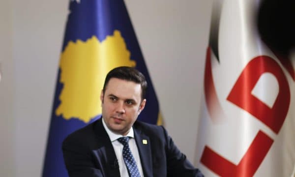 Abdixhiku- Kurtit për përkrahje të fushatës në Shqipëri: Qeveria ka zgjedhur të jetë opozitë në një tjetër shtet
