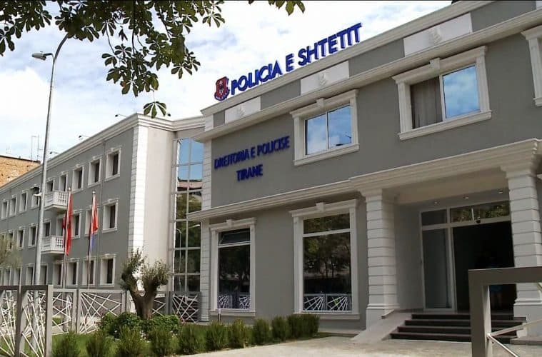 Operacion anti-drogë në Tiranë, shoqërohen disa persona