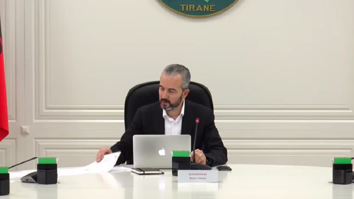 Celibashi publikon numrin e votuesve shqiptarë sipas qarqeve