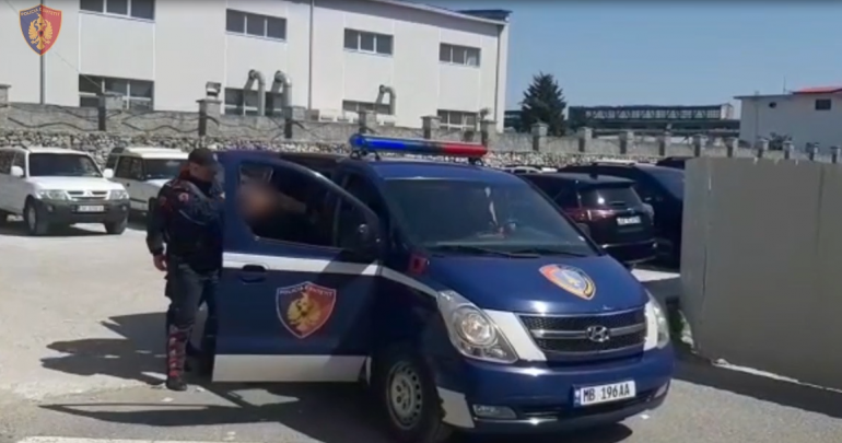 Mamurras, plagosen dy efektivë policie