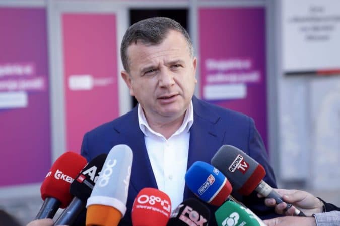 'Database', Balla: PS ka të dhënat e veta, Basha të shkëputet nga Saliu e Meta