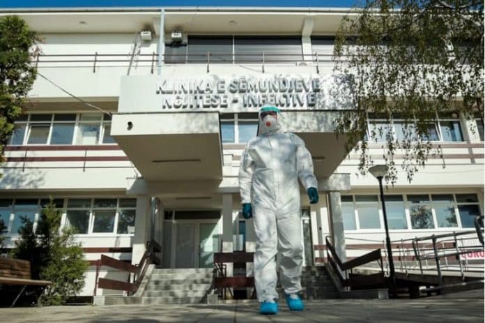 17 të vdekur nga koronavirusi në 24 orët e fundit në Kosovë