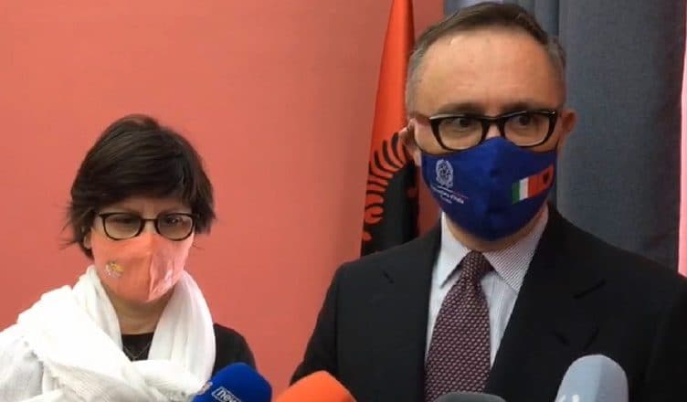 Ambasadori italian në Elbasan: Do jemi pranë çdo qeverie që do dalë nga zgjedhjet