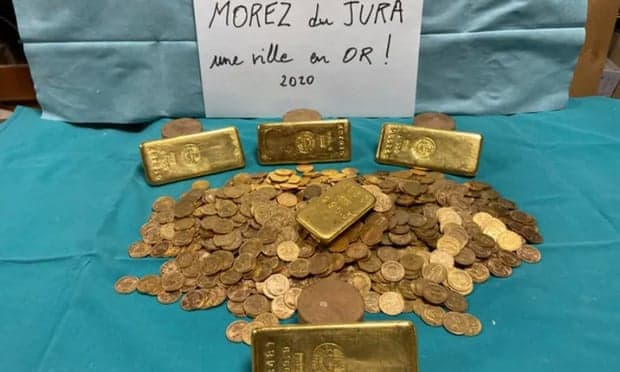 Francë, bashkia blen një shtëpi të vjetër dhe gjen ar me vlerë sa pesëfishi i saj