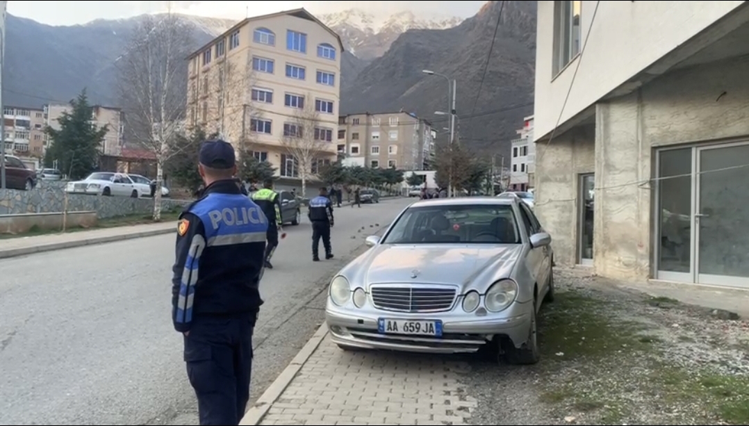 Arrestohet shoferi që përplasi për vdekje 10-vjeçaren në Bulqizë