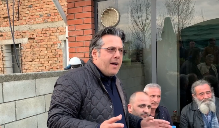 Paloka paralajmëron: Do të ketë largime të tjera nga PS e Durrësit