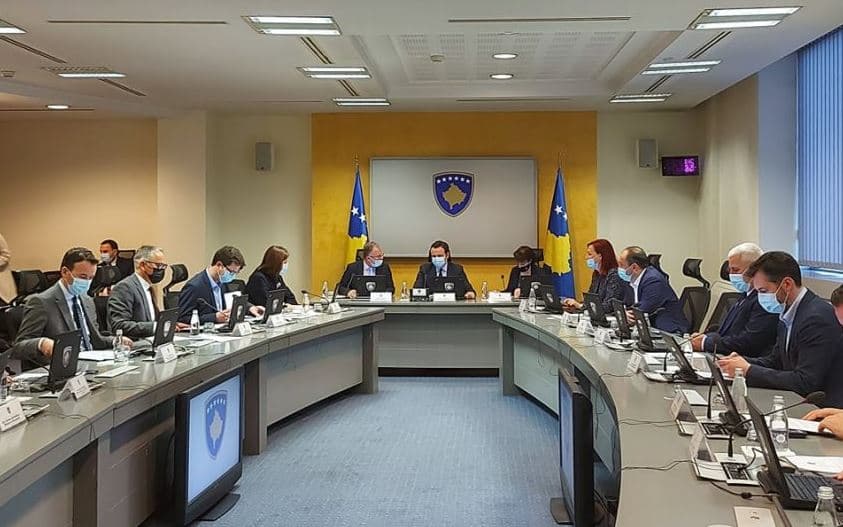 Qeveria Kurti ndan 6 milionë euro për bizneset që janë prekur nga masat antiCovid