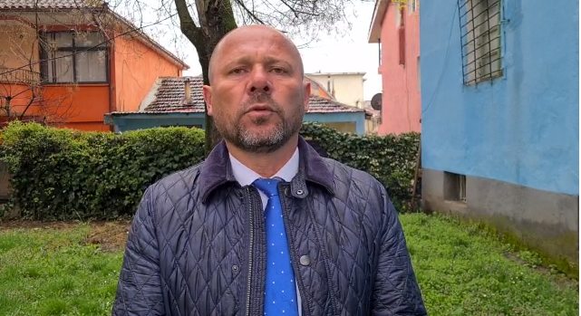 Kush blen votën do ta pësojë si ai në Elbasan! Xhelal Mziu kërkon ndjesë për deklaratën: Jam penduar thellësisht (VIDEO)
