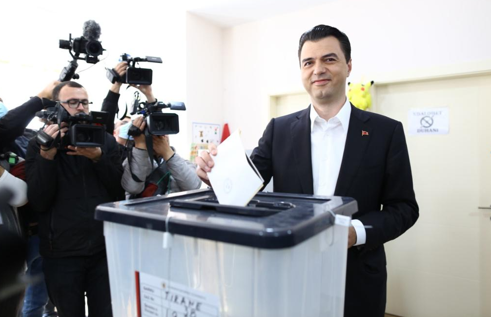Basha pyetet nëse do ta pranojë rezultatin e zgjedhjeve nëse humb!