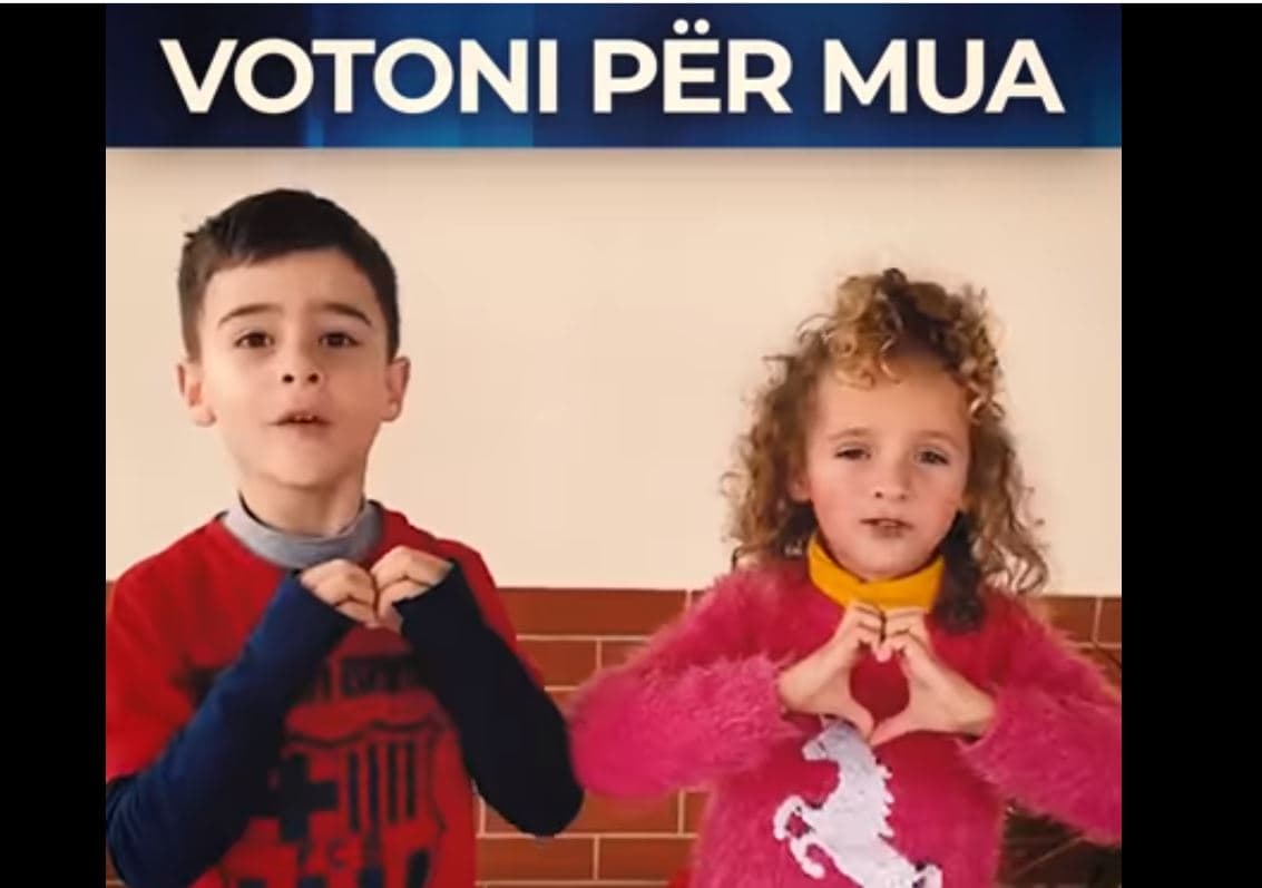    Basha publikon videon me një mesazh nga fëmijët: Votoni për mua