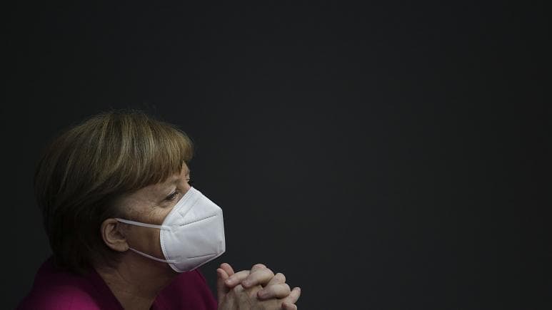Angela Merkel mbron masat e "ashpra" emergjente kundër COVID-19