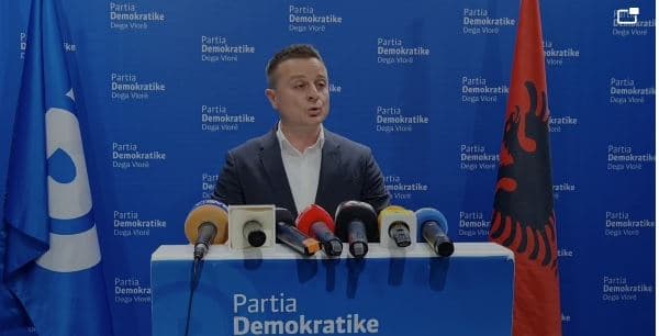 PD denoncon fotografimin e votës në Vlorë: Po dokumentojmë çdo shkelje