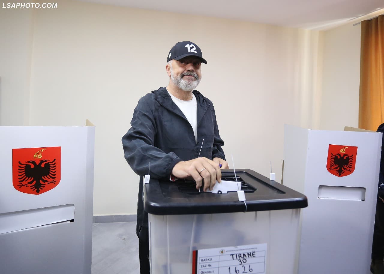 Voton Rama: Demokracia nuk është sport me spektatorë, zbrit në fushë dhe voto