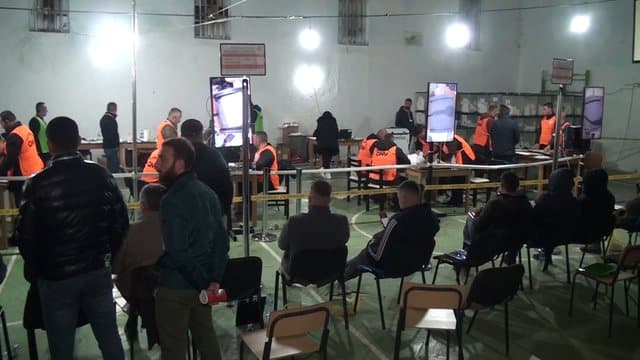 Përfundon numërimi i votave në Himarë dhe Këlcyrë