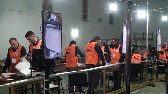 Rezultatet në rang vendi deri në orën 13:50/ Numërohen 2272 kuti votimi, ja kush kryeson