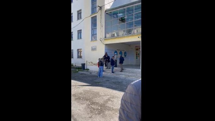 Elbasan/ Denoncimi i PD në MCN TV: Përpjekje për blerje vote edhe ditën e zgjedhjeve (VIDEO)