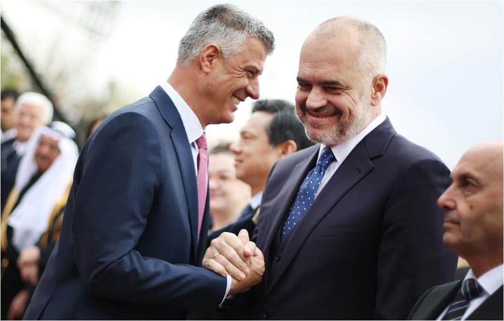 Thaçi uron Ramën nga Haga: Ti e bëre Shqipërinë që unë dikur e kisha ideal