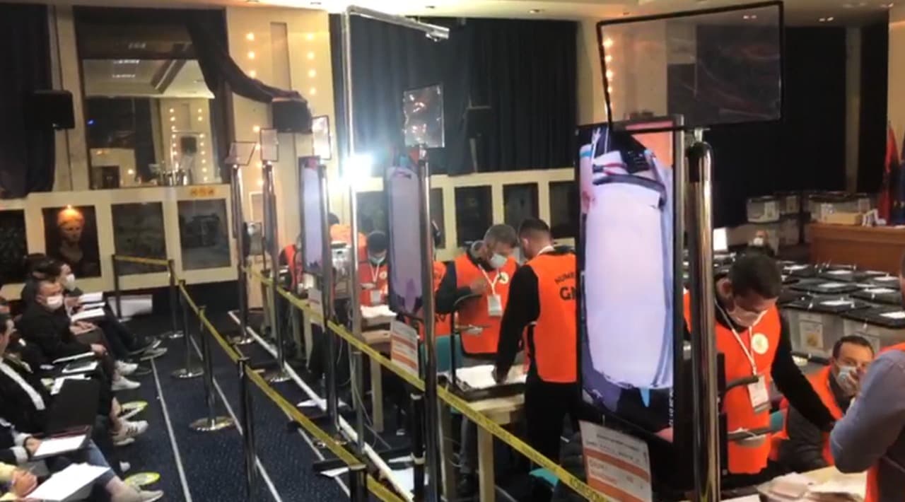 Garë për 1 vend në Kuvend, numërimi i votave të kandidatëve për deputetë