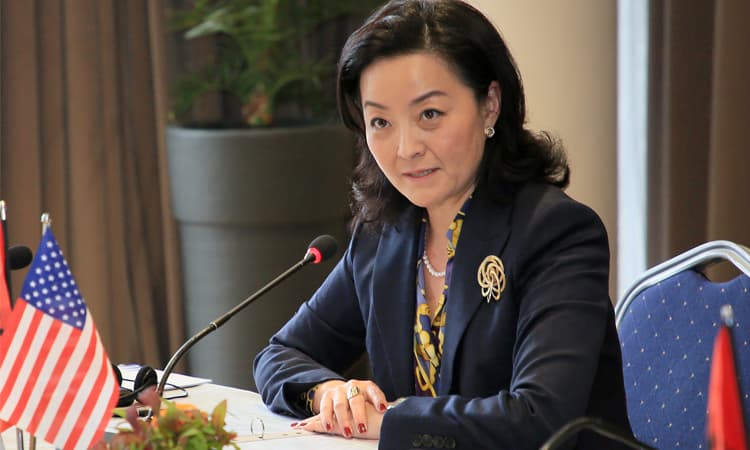 Yuri Kim uron Ramën për fitoren, mesazh për opozitën