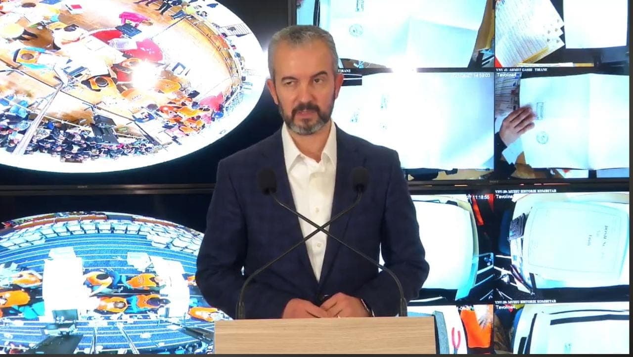   Celibashi-komisionerëve: Mos vononi hedhjen e të dhënave në sistemin elektronik të KQZ