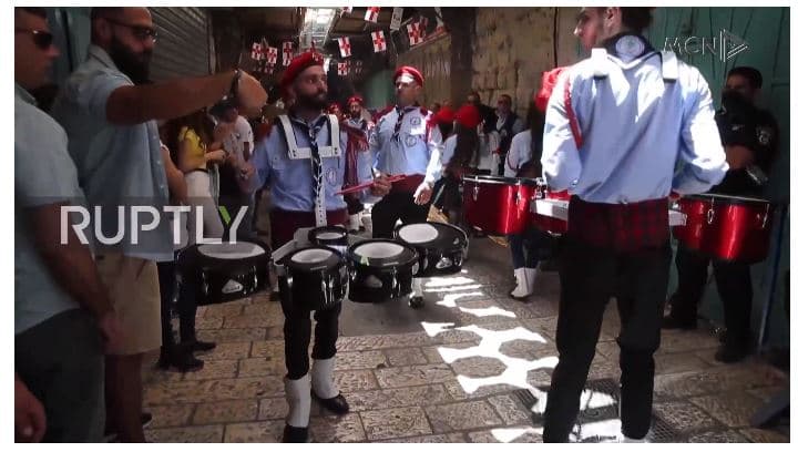 Pashkët, festime mes ngjyrash në botë (VIDEO)