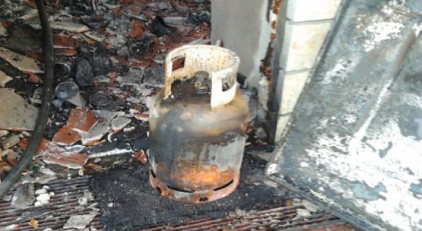 Shpërthen bombola e gazit, shkrumbohet shtëpia në Belsh
