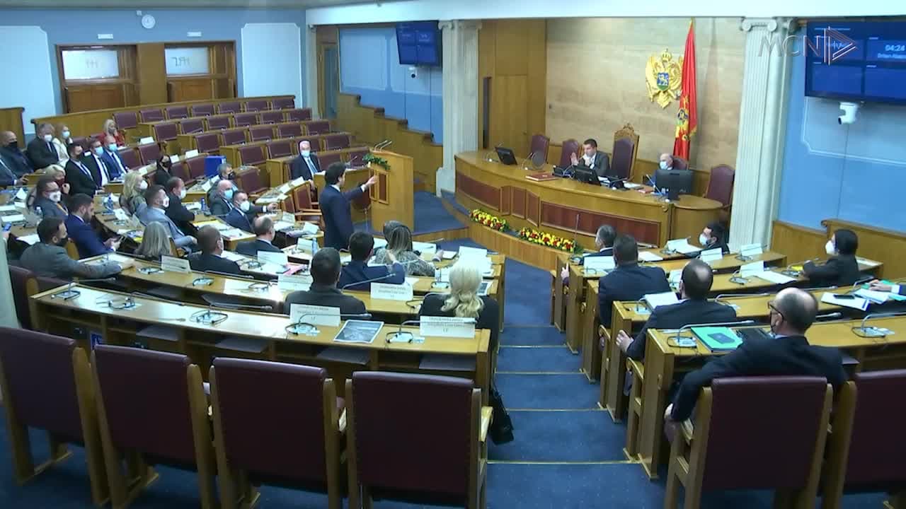 Mali i Zi mes tensionesh (VIDEO)